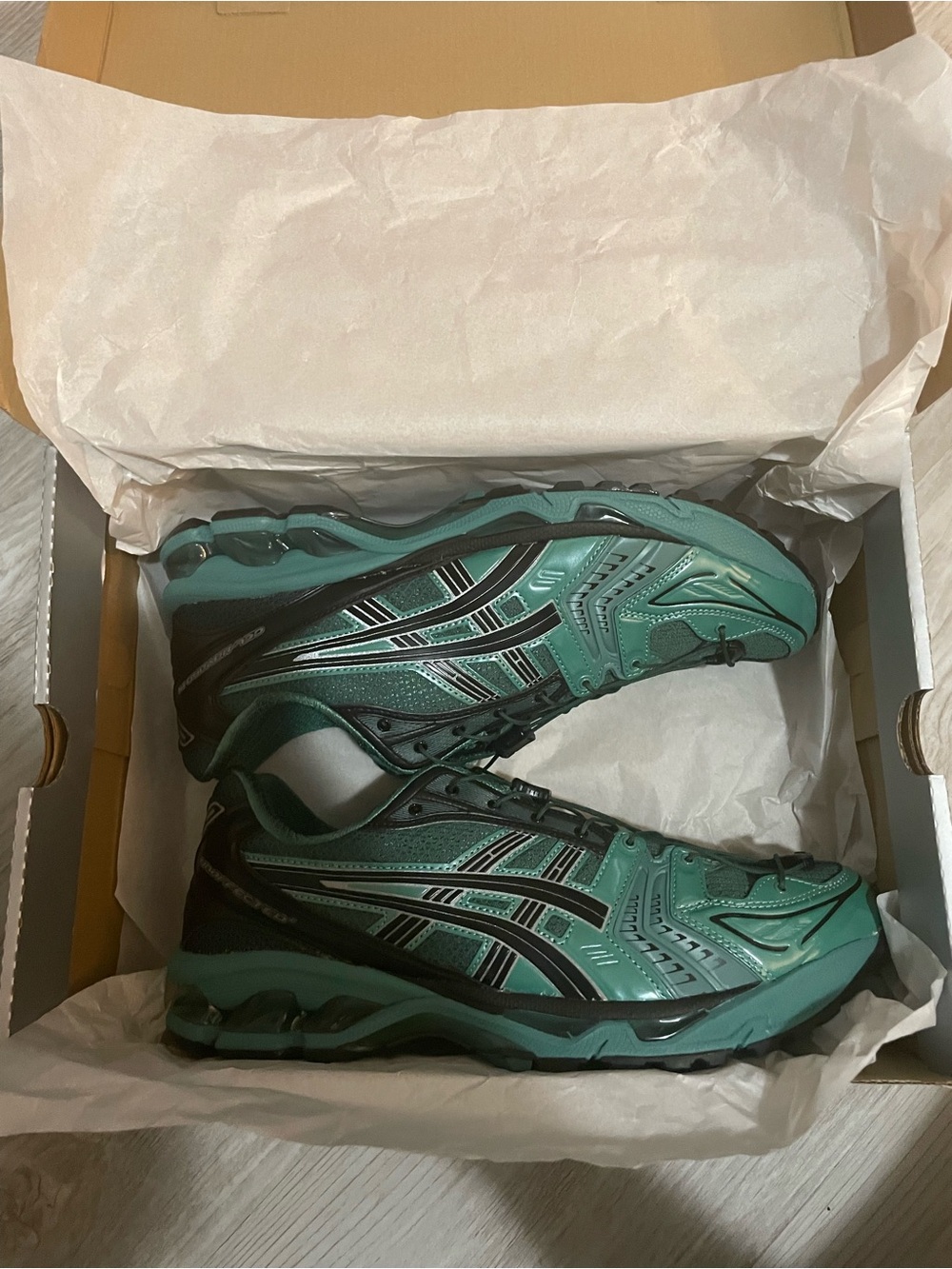 UNAFFECTED × ASICS Gel Kayano
14 'Infinite Wonders Pack - Posy Green (2023)